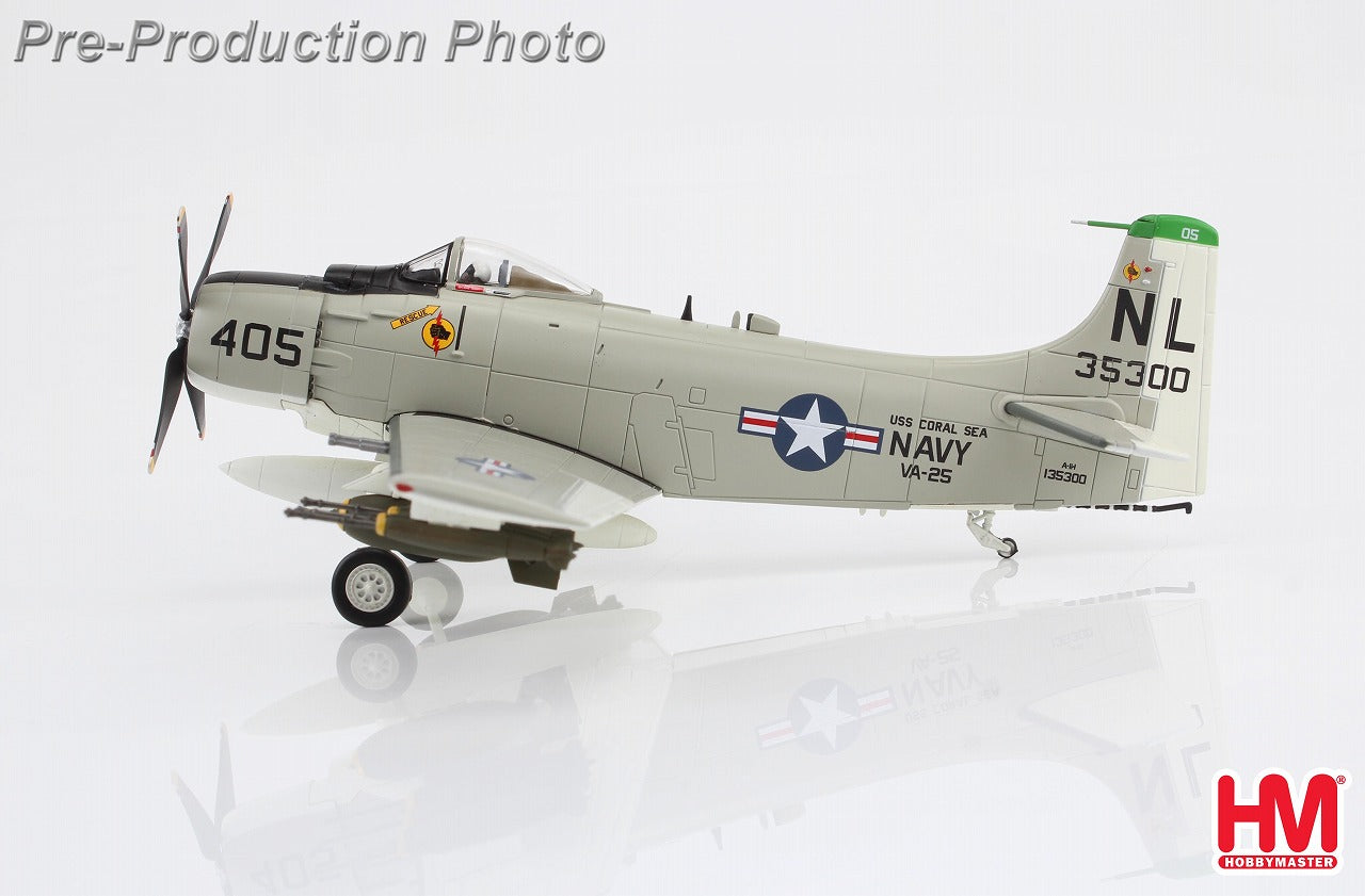 A-1H Skyraider US Navy VA-25 Last Combat Mission 1967 1/72 [HA2920] 