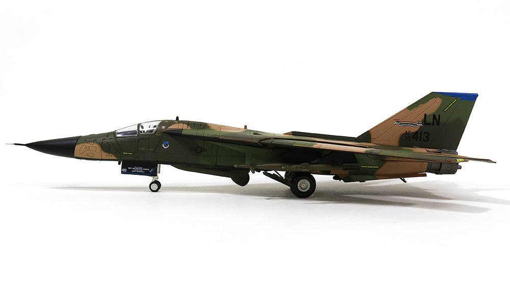 F-111F 48th Fighter Wing, 492nd Tactical Fighter Squadron, United States Air Forces in Europe, RAF Lakenheath, England #70-2413 1/72 [HA3016]