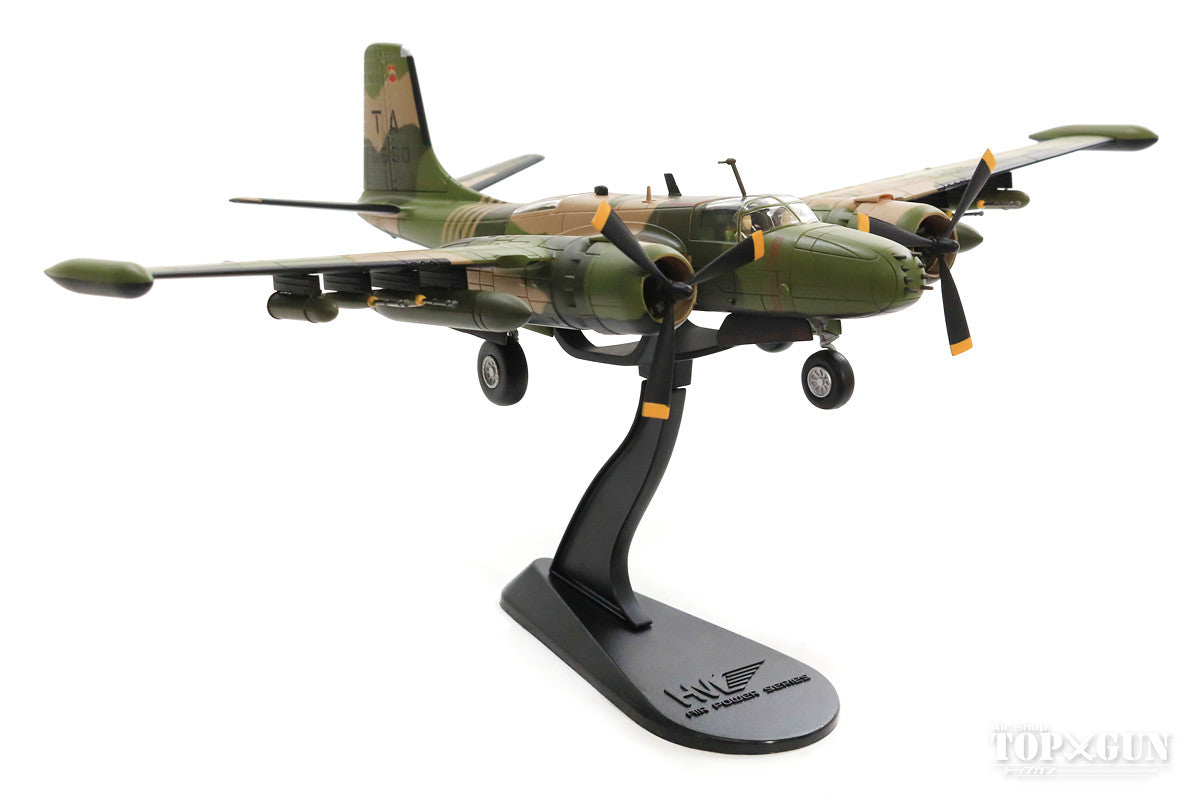 B-26K, US Air Force, 56th Special Operations Wing, 609th Special Operations Squadron, Nakhon Phanom Air Base, Thailand, 1969, TA/AF64-17660, 1/72 [HA3225]