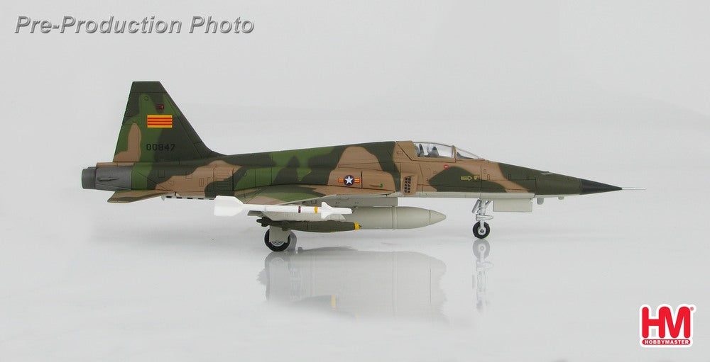 【予約商品】F-5E 南ベトナム空軍 第23戦闘航空団 70年代 タンソンニュット基地 #73-00847 1/72 [HA3326]