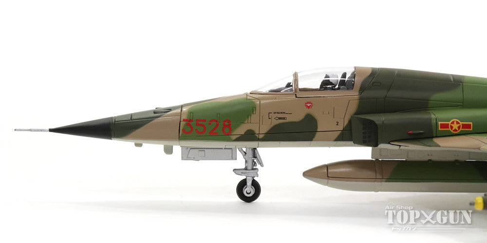 F-5E Vietnam People's Air Force 935th Fighter Regiment 1970s Bien Hao Base #3528 1/72 [HA3327]