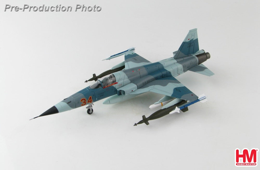 [预购商品] F-5E 美国空军第 527 反敌中队，1980 年代，英国皇家空军阿克伯里基地 #74-1534 1/72 [HA3337]