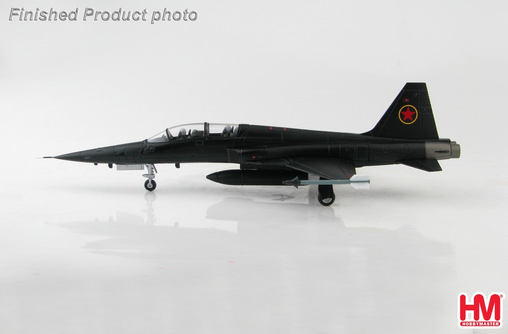 F-5F (two-seater) US Navy 13th Composite Fighter Squadron for the movie "TOP GUN" MiG-28UB paint 1986 1/72 [HA3339]