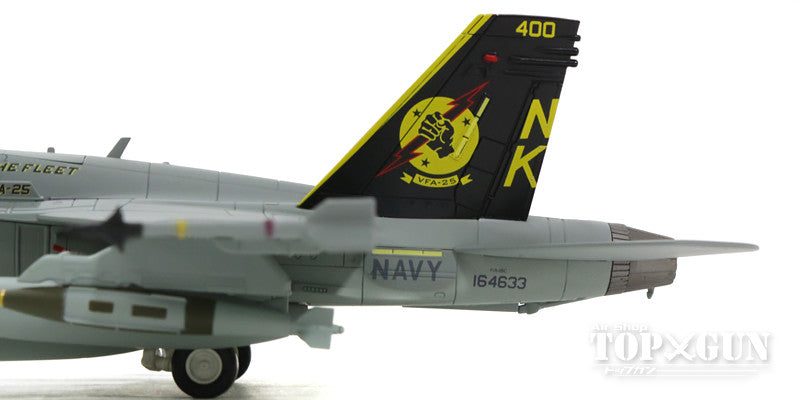 F/A-18C アメリカ海軍 第25戦闘攻撃飛行隊 「フィスト・オブ・ザ・フリート」 空母エイブラハム・リンカーン搭載 イラクの自由作戦時 03年 NK400/#164633 1/72 [HA3528]