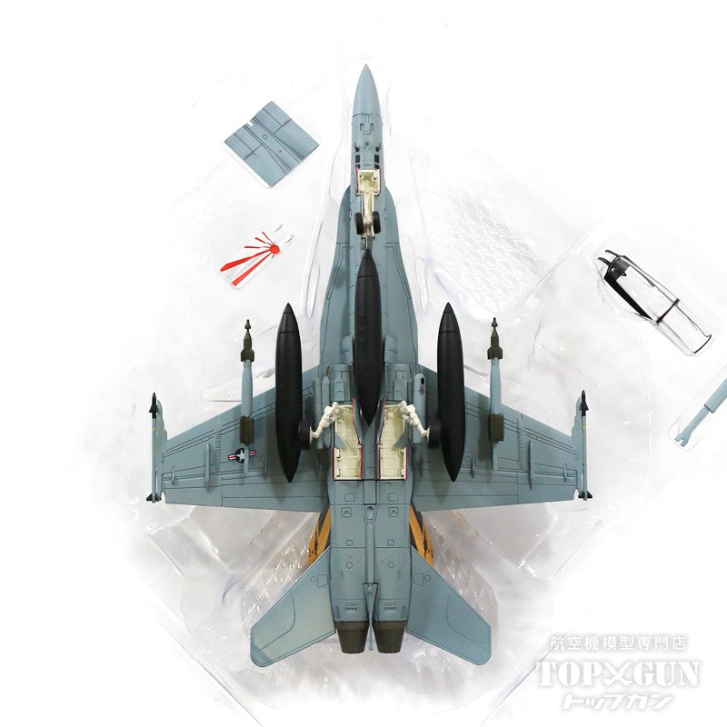 Hobby Master F/A-18D（複座型） アメリカ海兵隊 第242海兵戦闘攻撃 