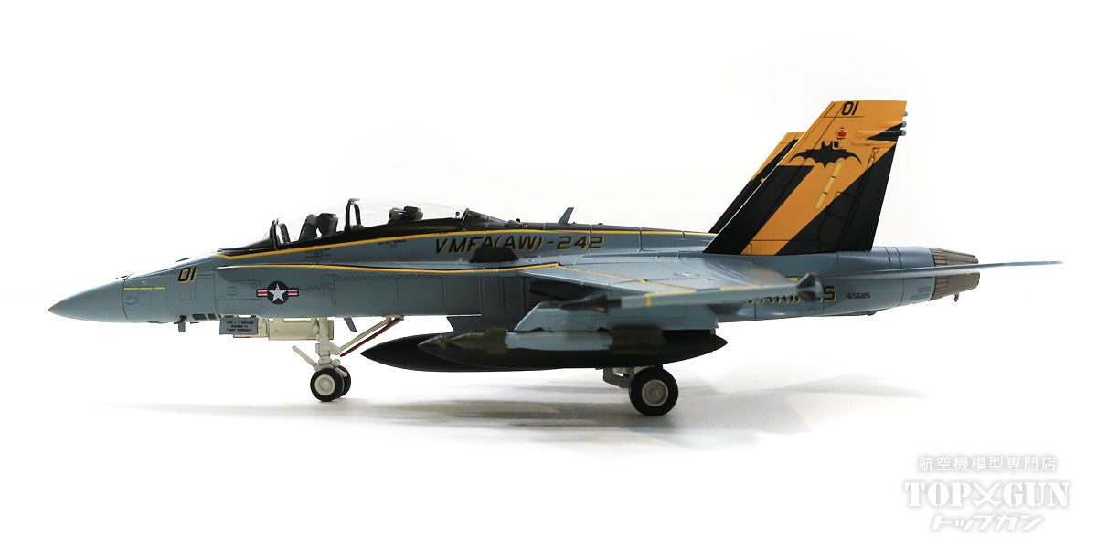 F/A-18D (two-seater) USMC 242nd Marine Fighter Attack Squadron (all-weather) Yokota Air Base 20 years #01/#165685 1/72 [HA3560]