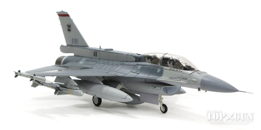 F-16D（複座型／ブロック52＋） シンガポール空軍 第140飛行隊 テンガー基地 #691 1/72 [HA3837]