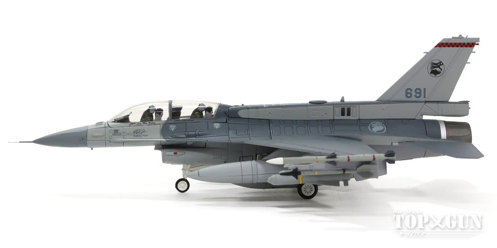 F-16D（複座型／ブロック52＋） シンガポール空軍 第140飛行隊 テンガー基地 #691 1/72 [HA3837]