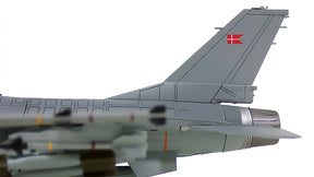 F-16AM（ブロック20MLU） デンマーク空軍 第727飛行隊 オールボー基地 E-198 1/72 [HA3852]