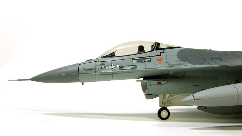 F-16AM (Block 20MLU) Belgian Air Force, 2nd Wing, 1st Squadron, Florence Base, 2008, FA-117 1/72 [HA3853]