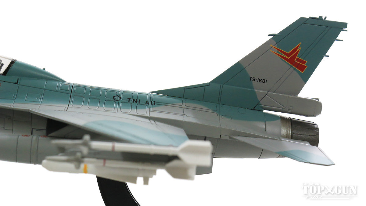 Hobby Master F-16B Block 15 Indonesian Air Force TS-1601 1
