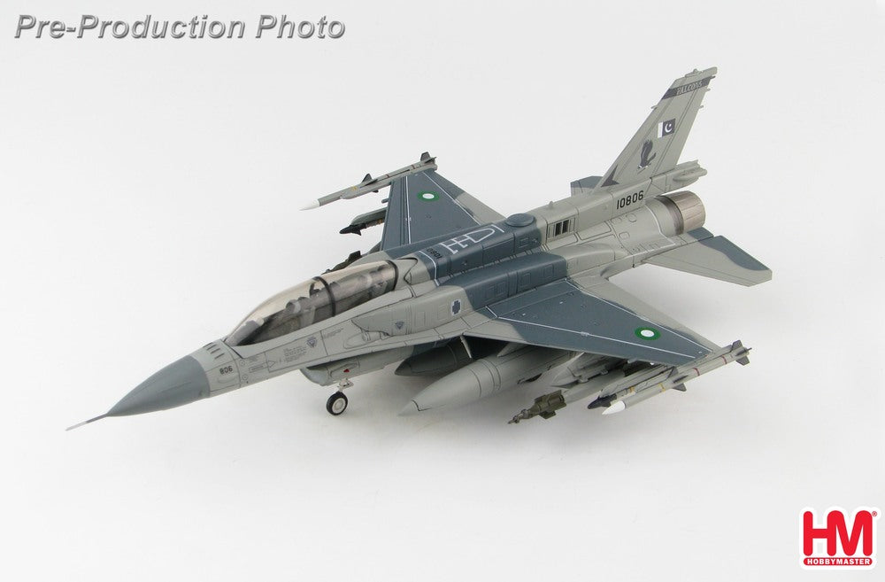 F-16D (two-seater/Block 52) Pakistan Air Force 39th Wing 5th Squadron "Falcons" Jacobabad Air Base #10806 1/72 [HA3875]