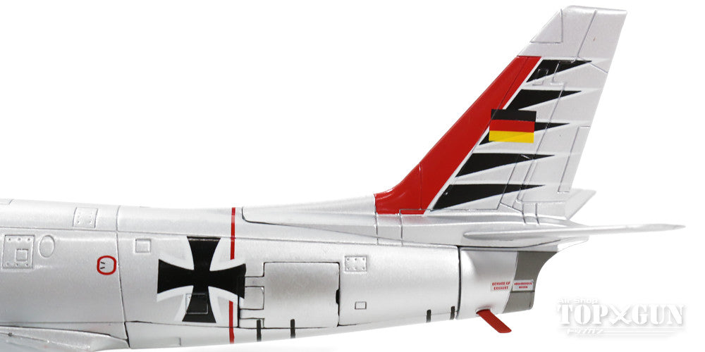 Canadair CL-13 Sabre Mk.6 (F-86F) West German Air Force No. 71 Fighter Wing "Richthofen" Commander Major Erich Hartmann's aircraft A.F. Ahlhorn in 1959 JA-111 1/72 [HA4308]