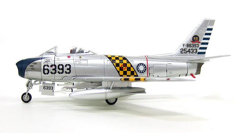 F-86F Sabre Republic of China Air Force (Taiwan Air Force) Acrobatic Team "Thunder Tigers" 1960s #6393 1/72 [HA4350]