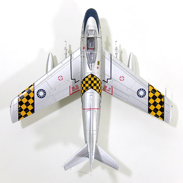 F-86Fセイバー 中華民国空軍(台湾空軍） アクロバットチーム「雷虎特技小組（サンダータイガース）」 60年代 #6393 1/72 [HA4350]