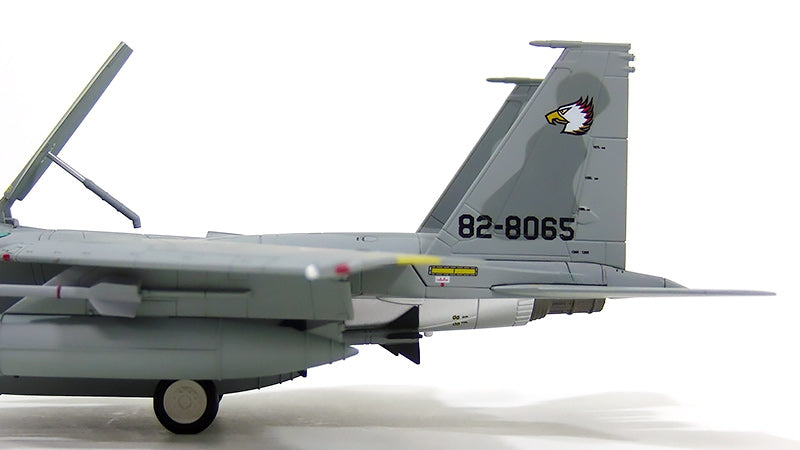 F-15DJ (two-seater) Japan Air Self-Defense Force Southwestern Composite Air Wing 83rd Air Group 204th Squadron Naha Air Base #82-8065 1/72 [HA4510]