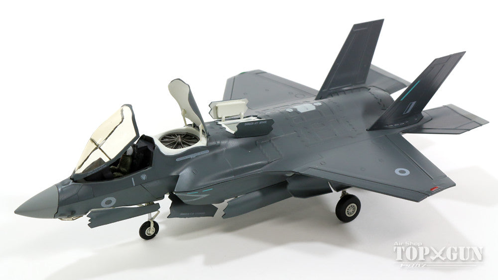 F-35BライトニングII イギリス空軍 1号機 エドワーズ基地・米カリフォルニア州 ZM135 1/72 [HA4604]