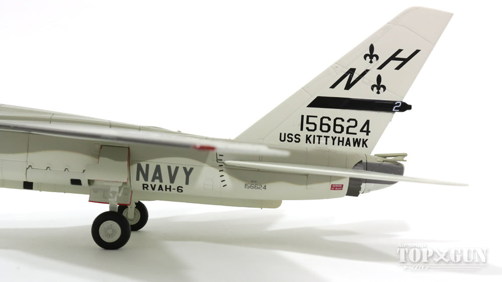 North American RA-5C Vigilante, US Navy, 6th Large Attack Reconnaissance Squadron "Fullers", aboard the aircraft carrier Kitty Hawk, Vietnam, 1971 #156624/NH602 1/72 *New mold [HA4701]