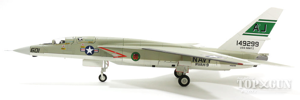 North American RA-5C Vigilante, US Navy, 9th Large Attack Reconnaissance Squadron "Hoot Owls", aboard the aircraft carrier Nimitz, 1977 #149299/AJ601 1/72 [HA4702]