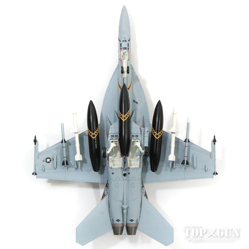 F/A-18F（複座型） アメリカ海軍 第103戦闘攻撃飛行隊 「ジョリーロジャース」 空母ドワイト・D・アイゼンハワー搭載 12年 #200/#166620 1/72 ※新金型 [HA5102]