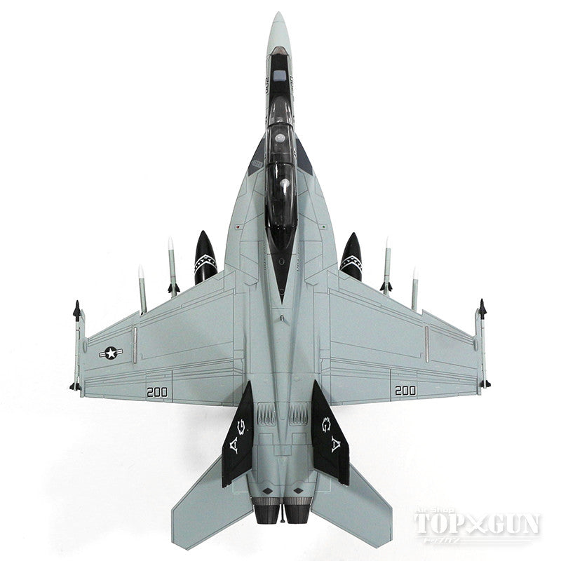 F/A-18F（複座型） アメリカ海軍 第103戦闘攻撃飛行隊「ジョリーロジャース」 特別塗装 空母アイゼンハワー搭載 13年 #200/#166620 1/72 [HA5104]