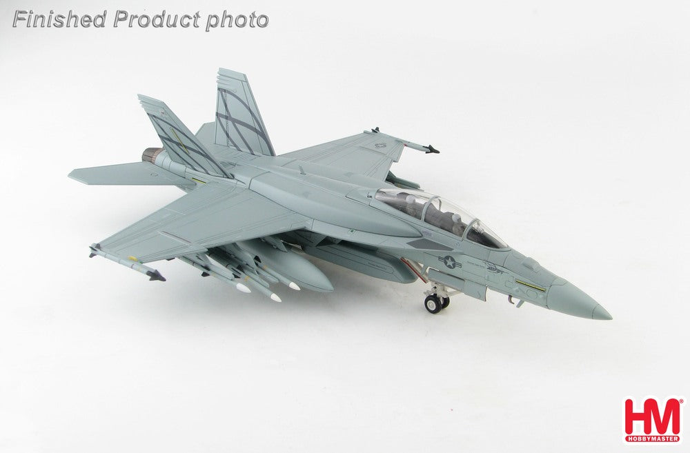 F/A-18F (two-seater) US Navy Advanced Super Hornet (with additional tanks and armaments under the wings) #168492 13 1/72 [HA5118B]