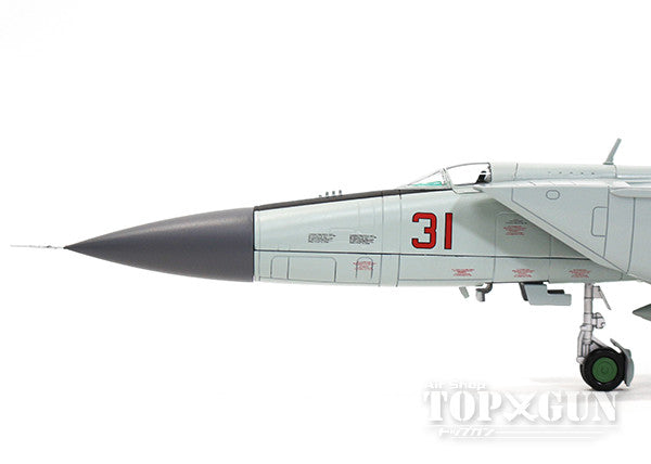 MiG-25P "Foxbat A" Soviet Air Defense Forces 513th Fighter Aviation Regiment, Lieutenant Viktor Belenko's aircraft, during the defection to Hakodate in 1976 "Red 31" 1/72 *New mold [HA5601]