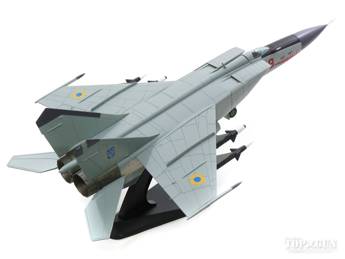 MiG-25PD "Foxbat E" Ukrainian Air Force 146th Tactical Fighter Regiment Vasyrykiv Air Base 1995 #49 1/72 [HA5606]