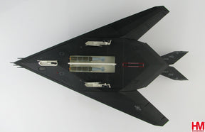 F-117A アメリカ空軍 第49作戦航空群 第7戦闘飛行隊 「スクリーミン・デーモンズ」 コソボ紛争時（ユーゴ軍が撃墜） 99年3月27日 #82-806 1/72 [HA5805]