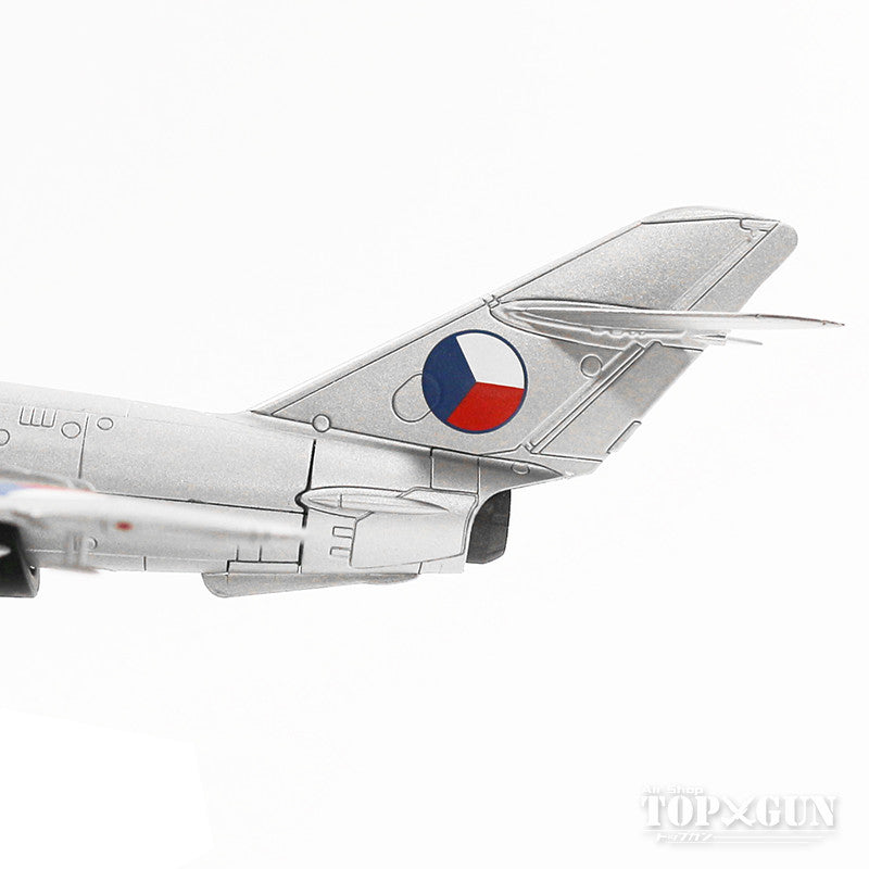 MiG-17F Czechoslovak Air Force 1st Fighter Division 1957 #EP-01 1/72 [HA5904]