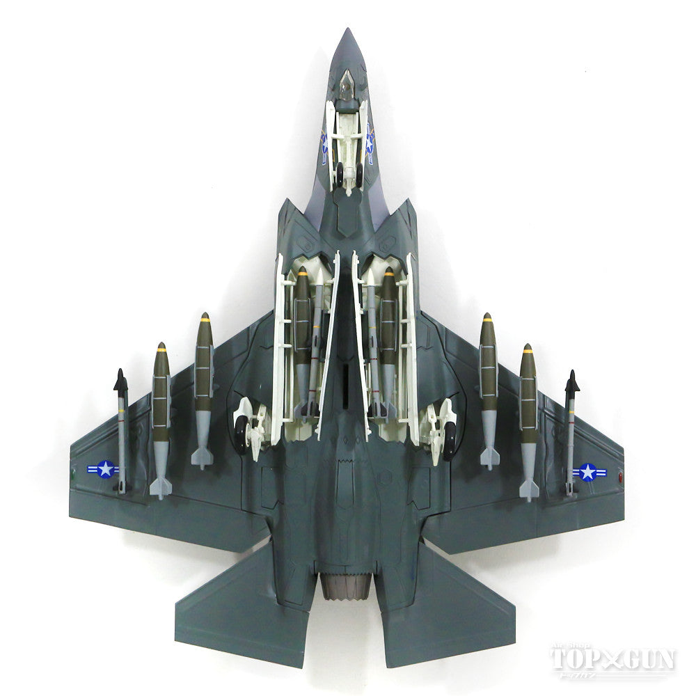 F-35C US Navy Development Demonstration (Pole Test) Life-size Model 2012 #003 1/72 [HA6203]