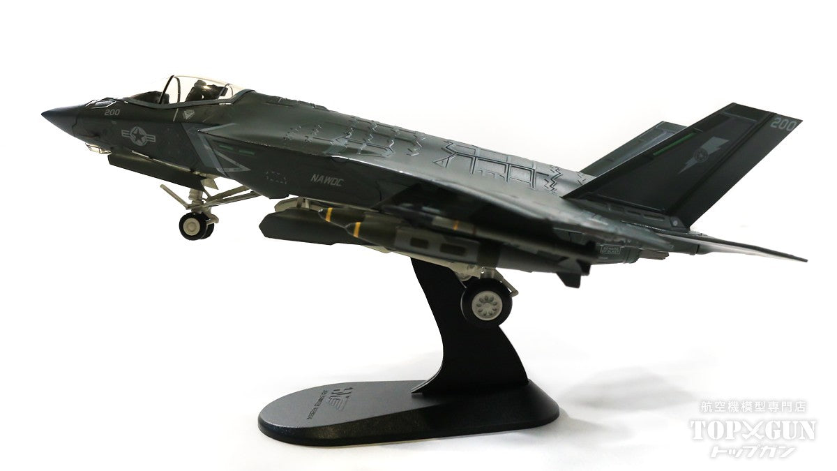 Hobby Master F-35C アメリカ海軍 航空戦開発センター（NAWDC