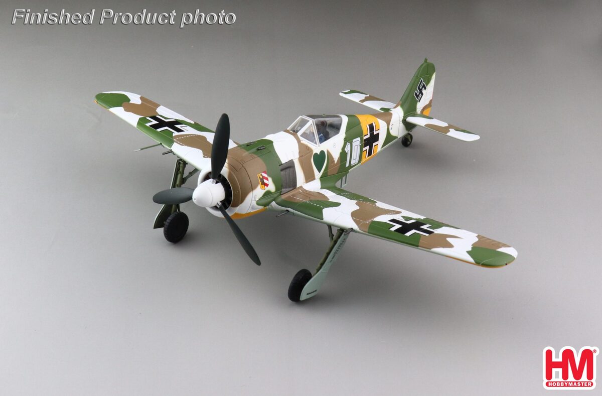 FW190A-4 German Air Force No. 54 Fighter Wing, 1st Squadron, Squadron Leader Oberleutnant Walter Nowotny's aircraft, 1943, 1/48 [HA7427]