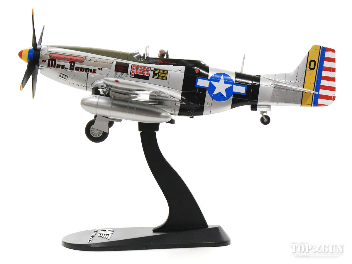 P-51K Mustang, US Army Air Forces, 348th Fighter Squadron, Lt. Col. Bill Dunham's aircraft, Okinawa, 1945, "Mrs. Bonnie", 1/48 [HA7738]