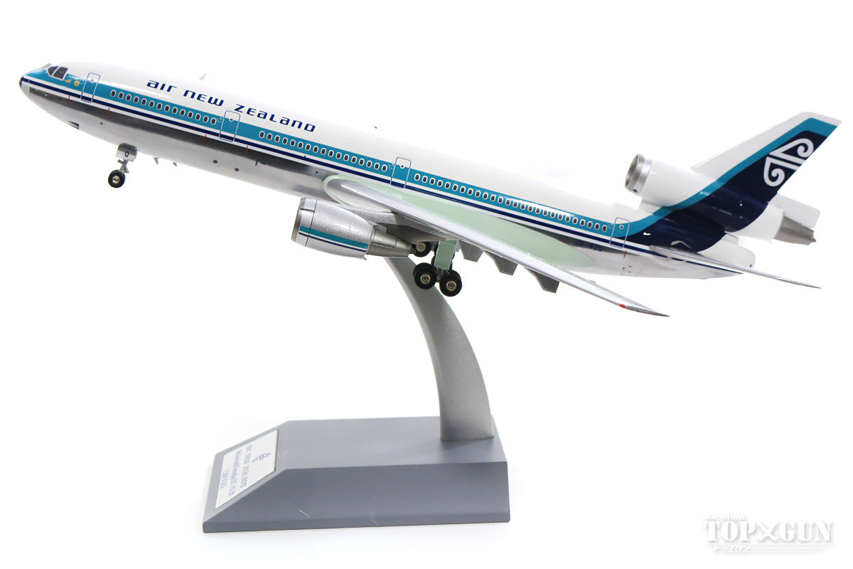 DC-10-30 Air New Zealand ZK-NZQ Polished (stand included) 1/200 [IF10NZ0519P]