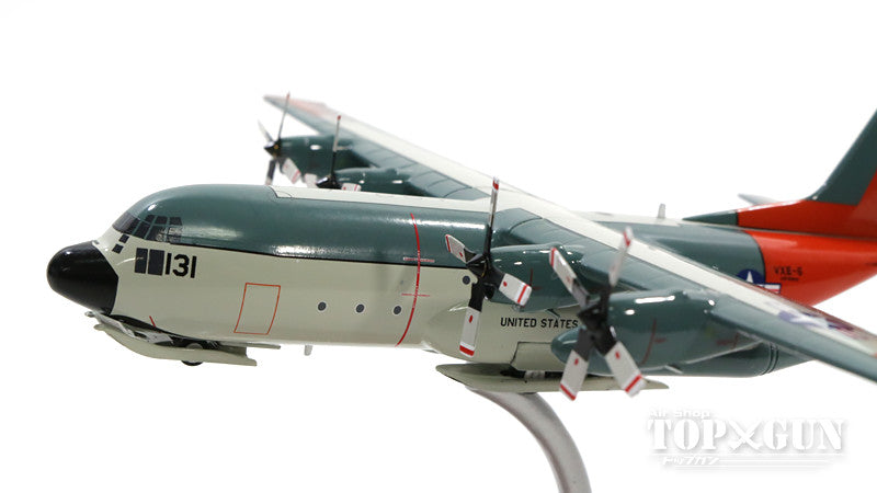 LC-130R US Navy 6th Antarctic Development Squadron 70s-80s with skis (stand included) #159131/JD 1/200 *Made of metal [IF1301216]