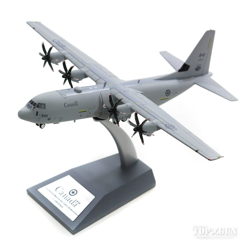 CC-130J-30(L-382) Canadian Air Force #130610 (stand included) 1/200 [IF130RCAF0918]