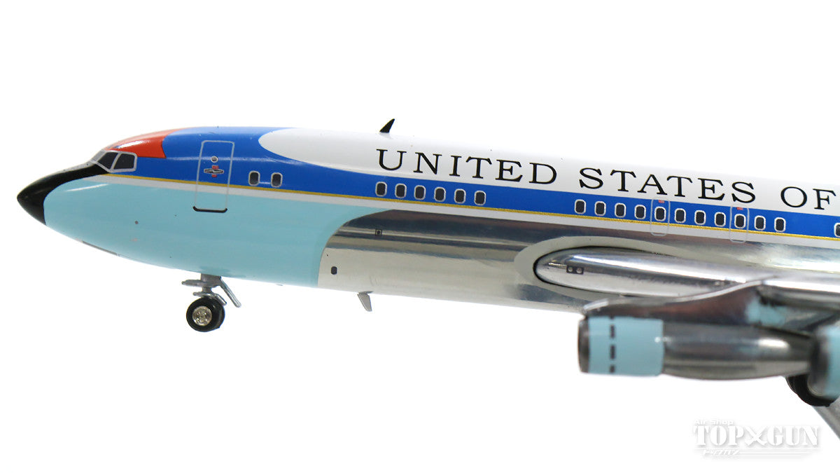 VC-137B (707-153B) US Air Force 89th Airlift Wing circa 1963 (stand included) #58-6970 1/200 *Made of metal [IF137USAF0518P]