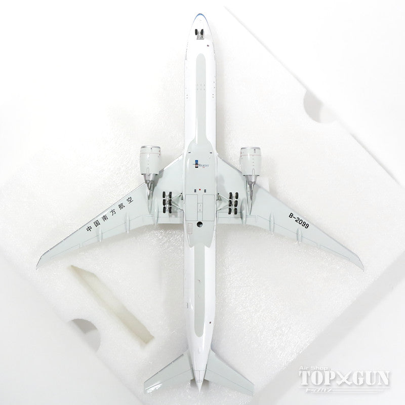 777-300ER China Southern Airlines B-2099 (stand included) 1/200 *Made of metal [IF277730815]