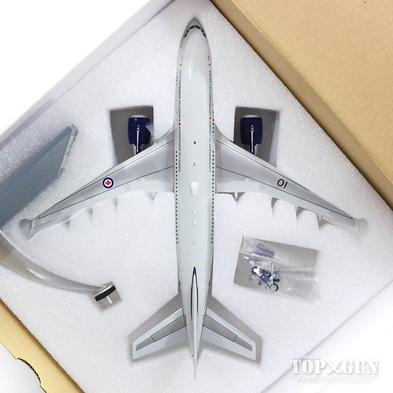 InFlight200 CC-150 Polaris (A310-304) カナダ空軍 15001 (スタンド