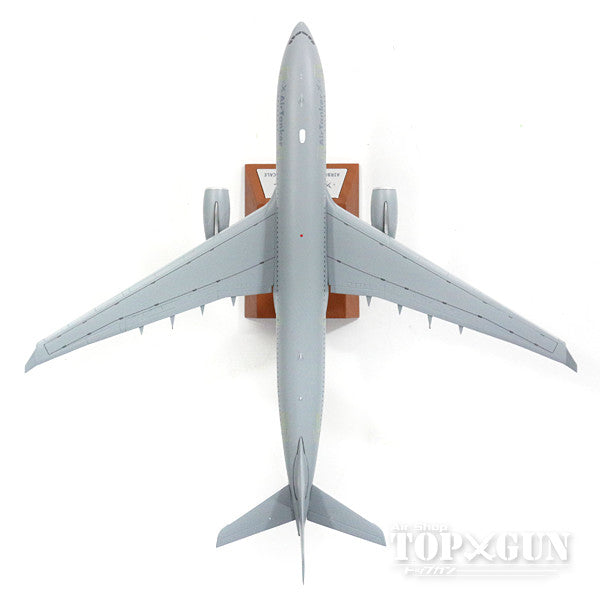 Voyager KC.2 Airtanker Services G-VYGJ (stand included) 1/200 *Made of metal [IF330T2001]