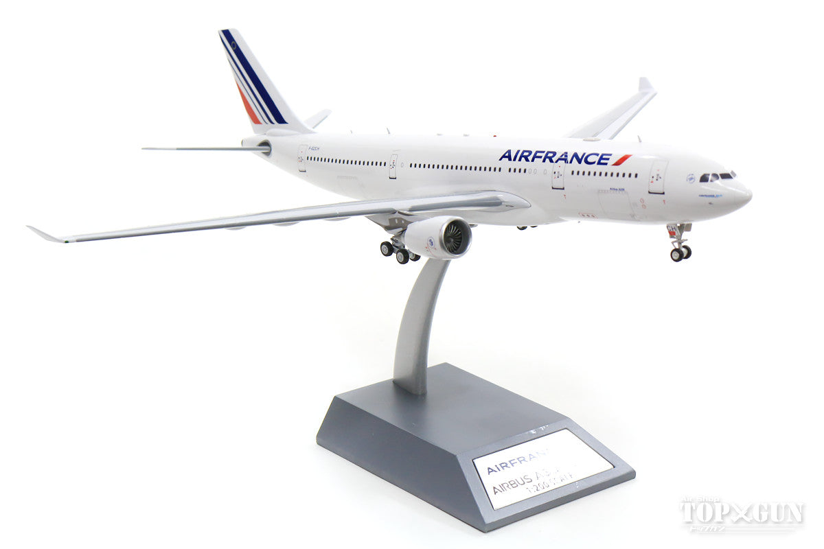 A330-200 エールフランス F-GZCH With Stand 1/200 [IF332AF0419]