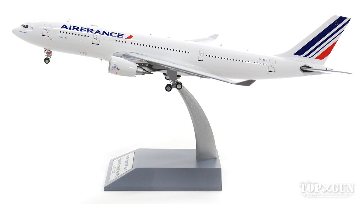 A330-200 Air France F-GZCH With Stand 1/200 [IF332AF0419]