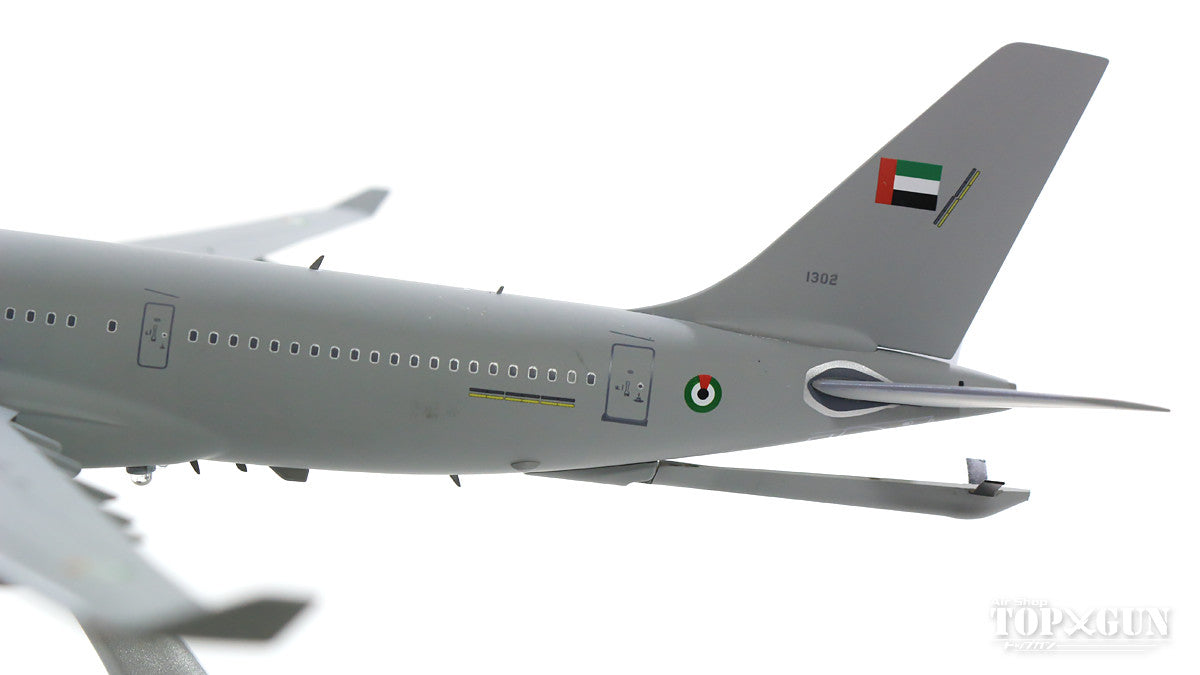InFlight200 A330-200(MRTT) アラブ首長国連邦空軍 1302 (スタンド付属