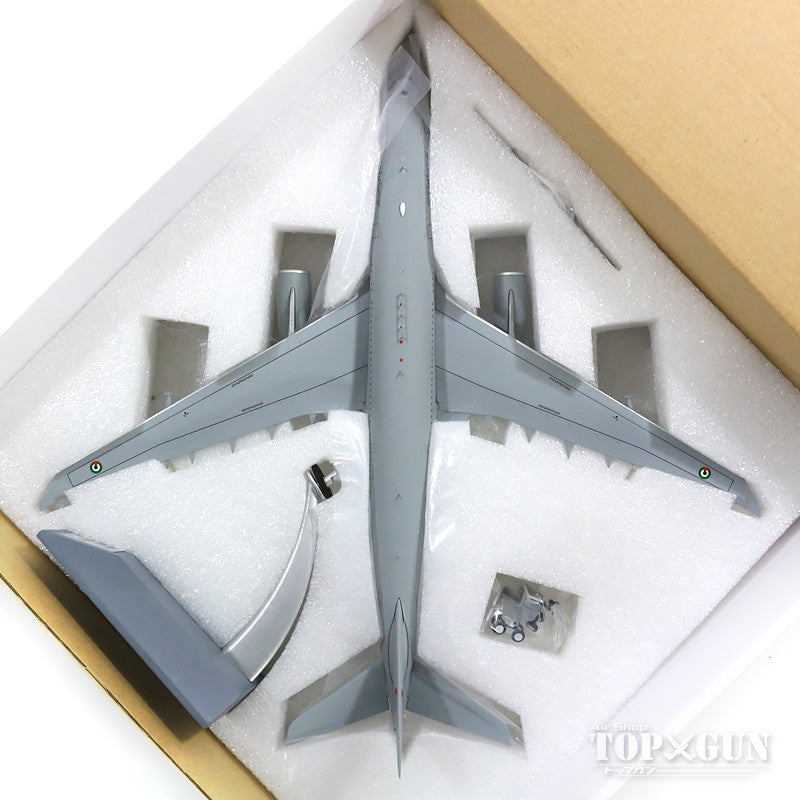 InFlight200 A330-200(MRTT) アラブ首長国連邦空軍 1302 (スタンド付属