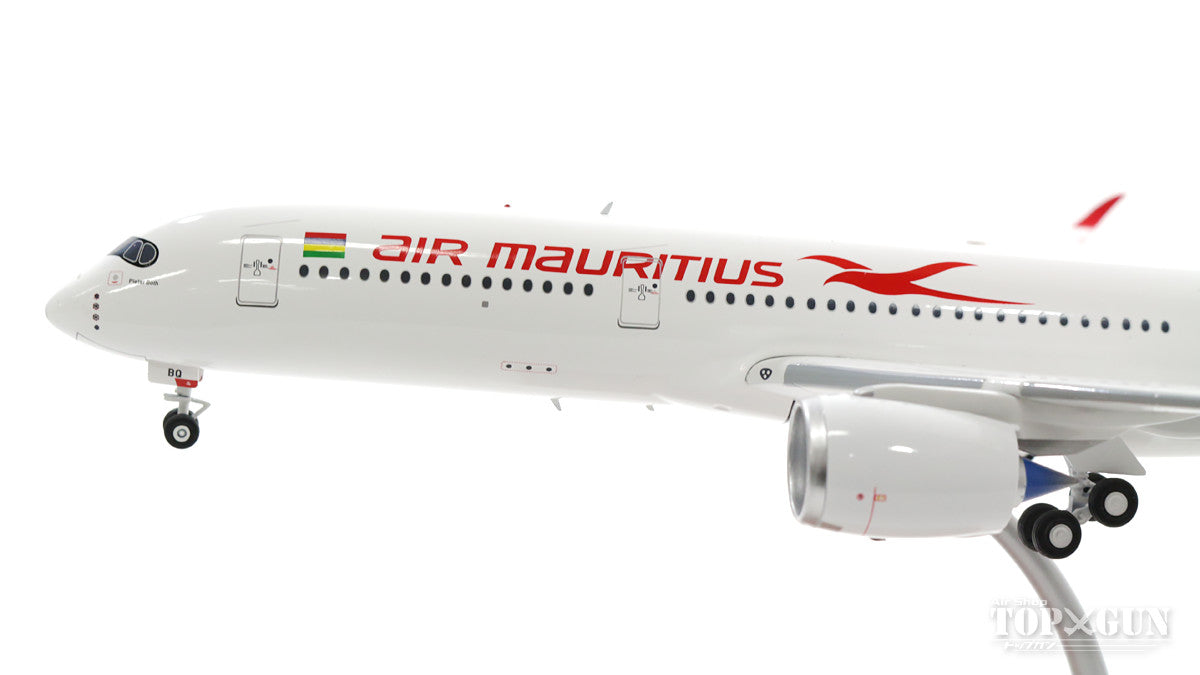 A350-900 Air Mauritius 3B-NBQ (stand included) 1/200 [IF350MK001]