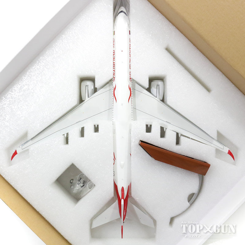 A350-900 Air Mauritius "50th anniversary" 3B-NBP (stand included) 1/200 [IF350MK002]