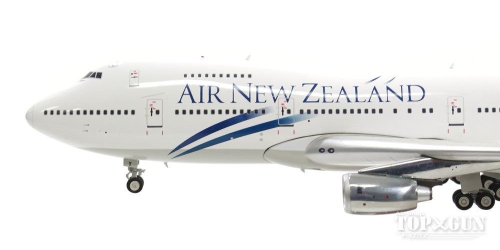 747-200 Air New Zealand 1990s (stand included) ZK-NZY 1/200 *Made of metal [IF742ANZ1016]