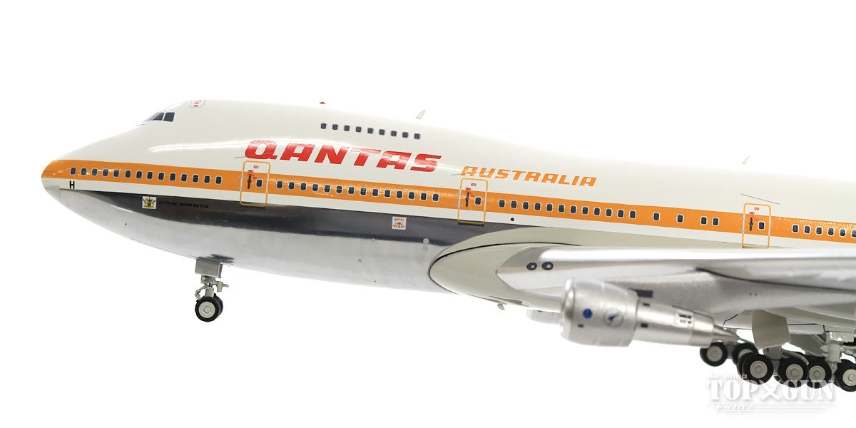 747-200 Qantas Australian Airlines 70s-80s Polished finish (stand included) VH-EBH "City of Newcastle" 1/200 *Made of metal [IF742QFA01P]