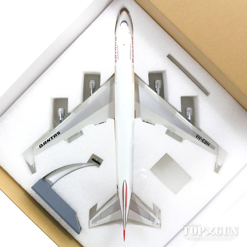 747-200 Qantas Australian Airlines 70s-80s Polished finish (stand included) VH-EBH "City of Newcastle" 1/200 *Made of metal [IF742QFA01P]